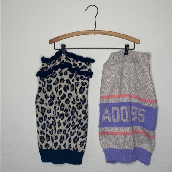 Other - 🐚2 adorable dogs sweaters!